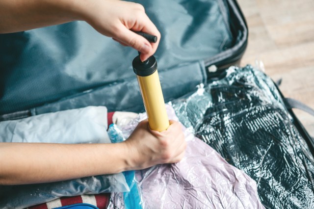 Maximizing Space: Efficient Packing Techniques for Travelers